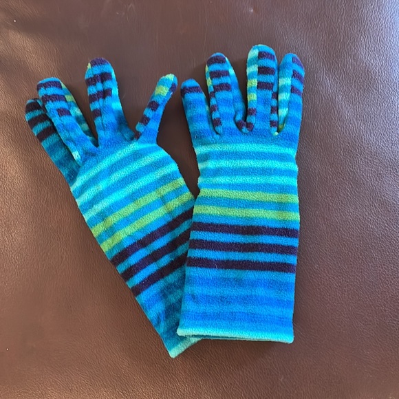 Old Navy Kids Mittens & Beanie - Picture 3 of 4